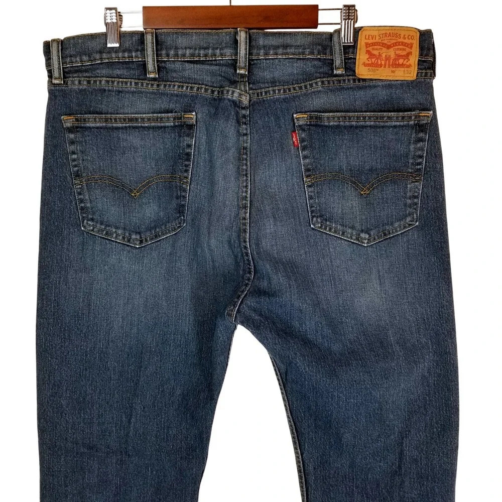 Levi's 505 Regular Fit Jeans Mens 42X32‎ Blue Denim Classic Relaxed Casual Jeans